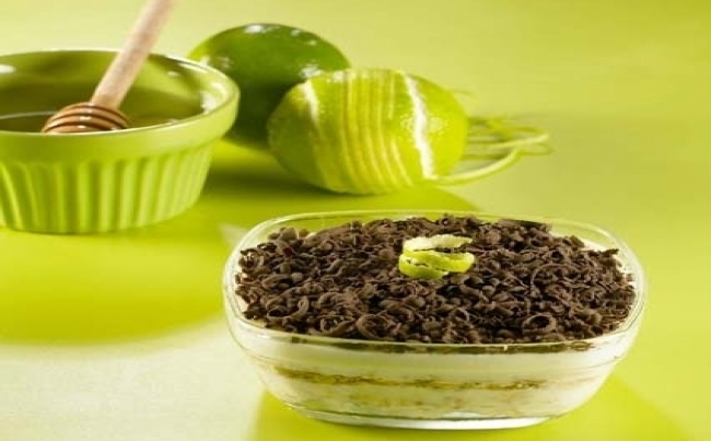 Delicia de limón y miel con granola